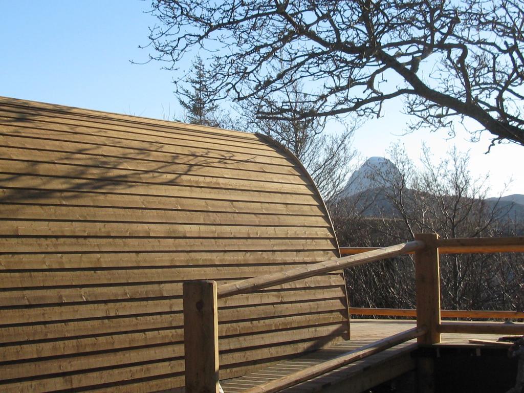 Mountview Pod Hotel Lochinver Eksteriør billede